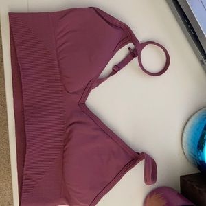 Lululemon low cut sports bra